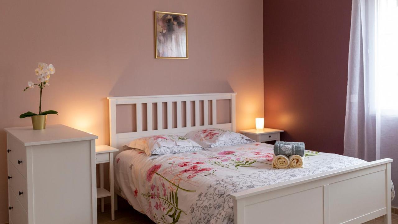 Loc Trotteur Le Pivoine Studio Grand Confort, Gare Sncf De Лурд Екстериор снимка
